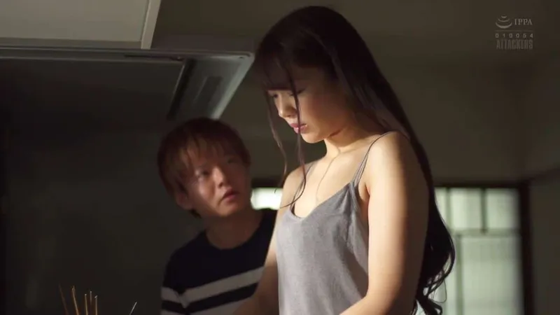 Bạn tình của chị gái địt cô em vợ đang khốn khó vì thất tình