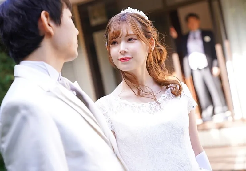 Bố người chồng xxx người yêu của con trai ngay sau lễ cưới của con trai