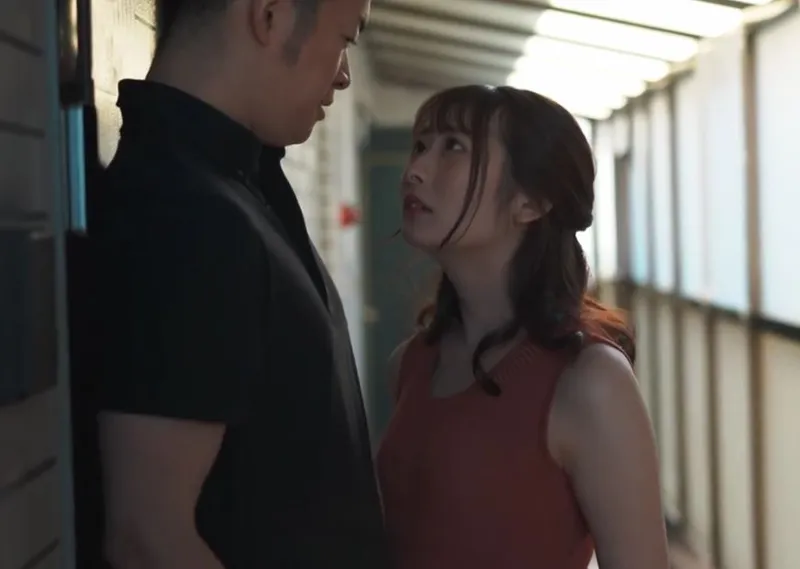 Vợ yêu mang thai, tôi bị hấp dẫn bởi bà xã hàng xóm thường ở nhà một mình